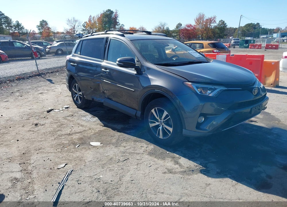 2017 TOYOTA RAV4 XLE VIN: 2T3RFREV4HW679406