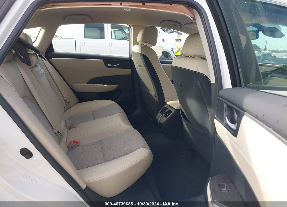 2018 HONDA CLARITY PLUG-IN HYBRID VIN: JHMZC5F15JC007164