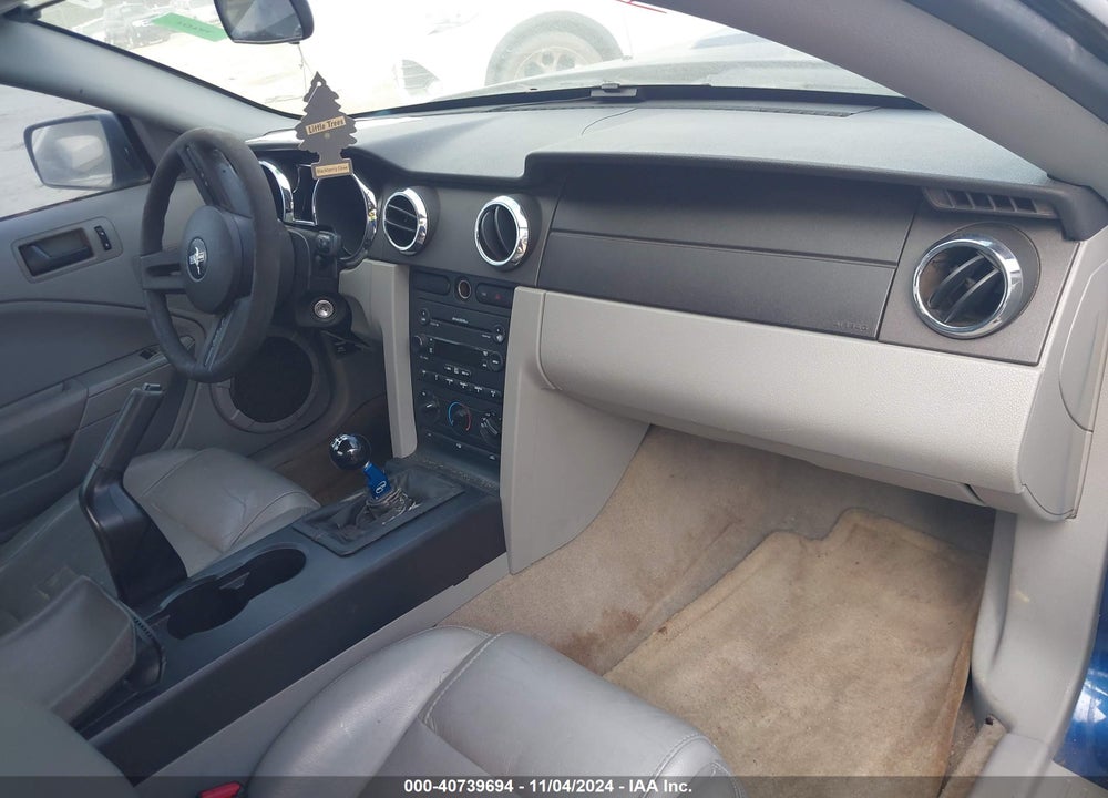 2007 FORD MUSTANG VIN: 1ZVFT82H975239818