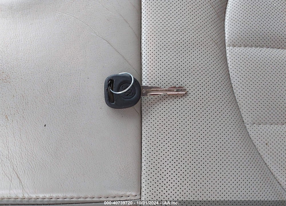 2016 BUICK ENCLAVE LEATHER VIN: 5GAKRBKD5GJ321922