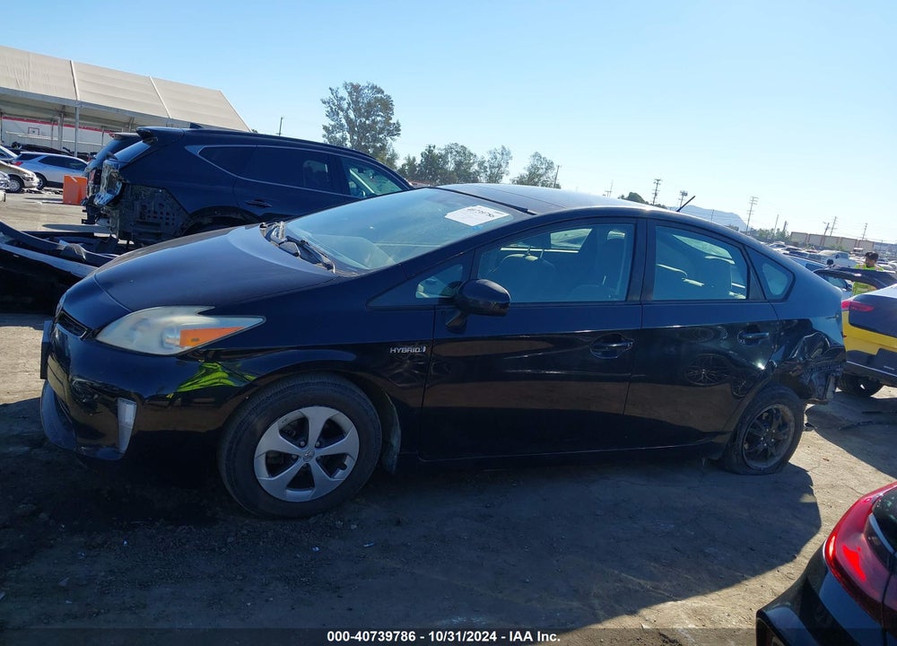 2013 TOYOTA PRIUS THREE VIN: JTDKN3DU9D5553036
