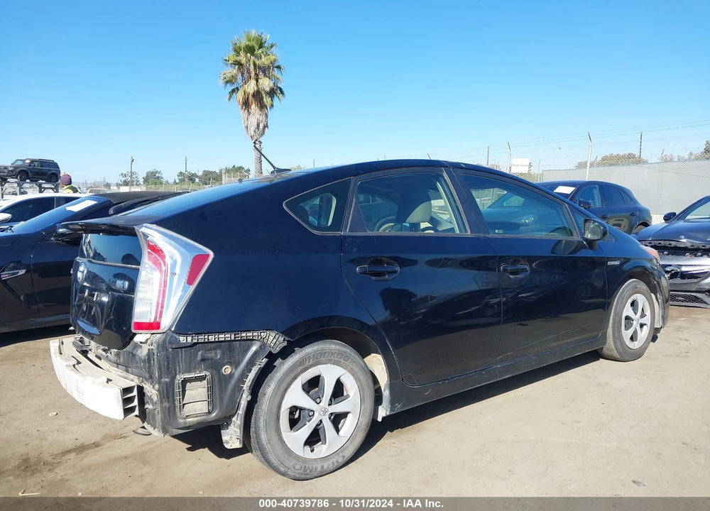 2013 TOYOTA PRIUS THREE VIN: JTDKN3DU9D5553036