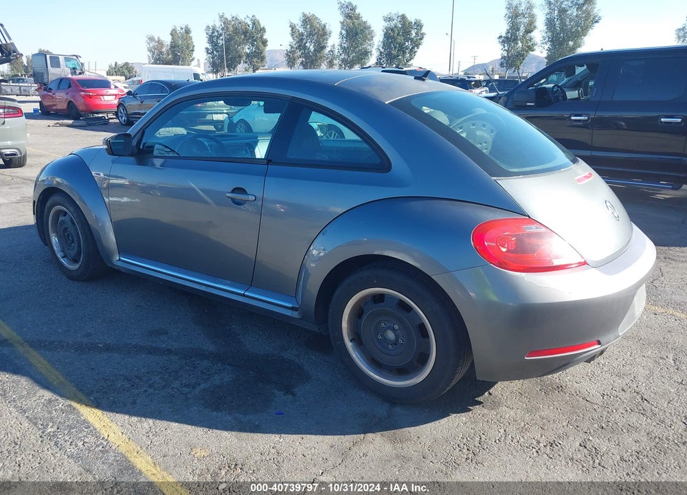 2012 VOLKSWAGEN BEETLE 2.5L VIN: 3VWJP7ATXCM606583