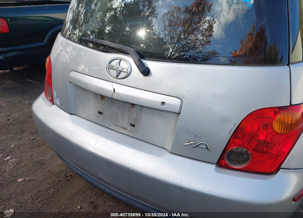 2005 SCION XA VIN: JTKKT604950105092