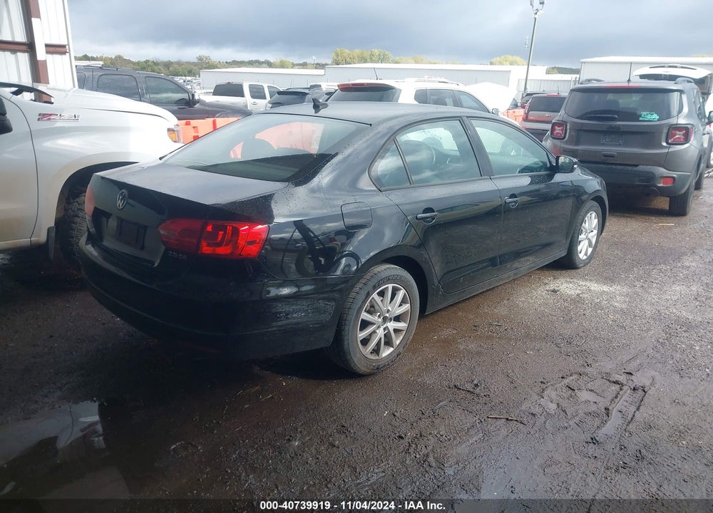 2012 VOLKSWAGEN JETTA 2.5L SE VIN: 3VWDP7AJ8CM102996