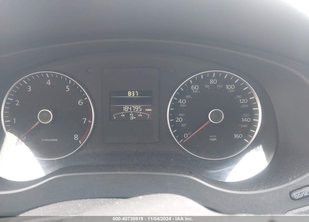2012 VOLKSWAGEN JETTA 2.5L SE VIN: 3VWDP7AJ8CM102996
