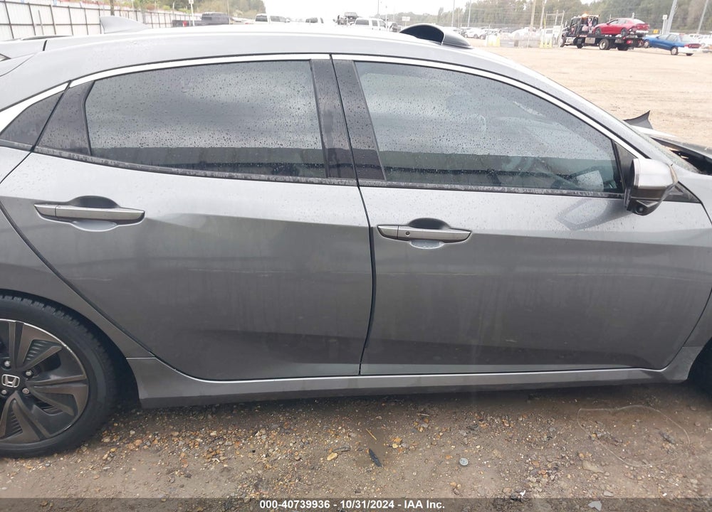 2018 HONDA CIVIC EX-L VIN: SHHFK7H78JU228926