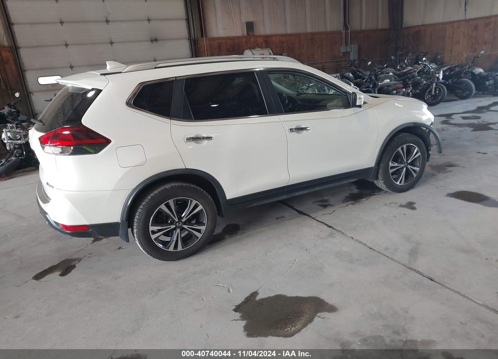2019 NISSAN ROGUE SV VIN: JN8AT2MV8KW382800