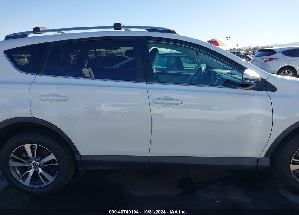 2017 TOYOTA RAV4 XLE VIN: 2T3WFREV6HW343680