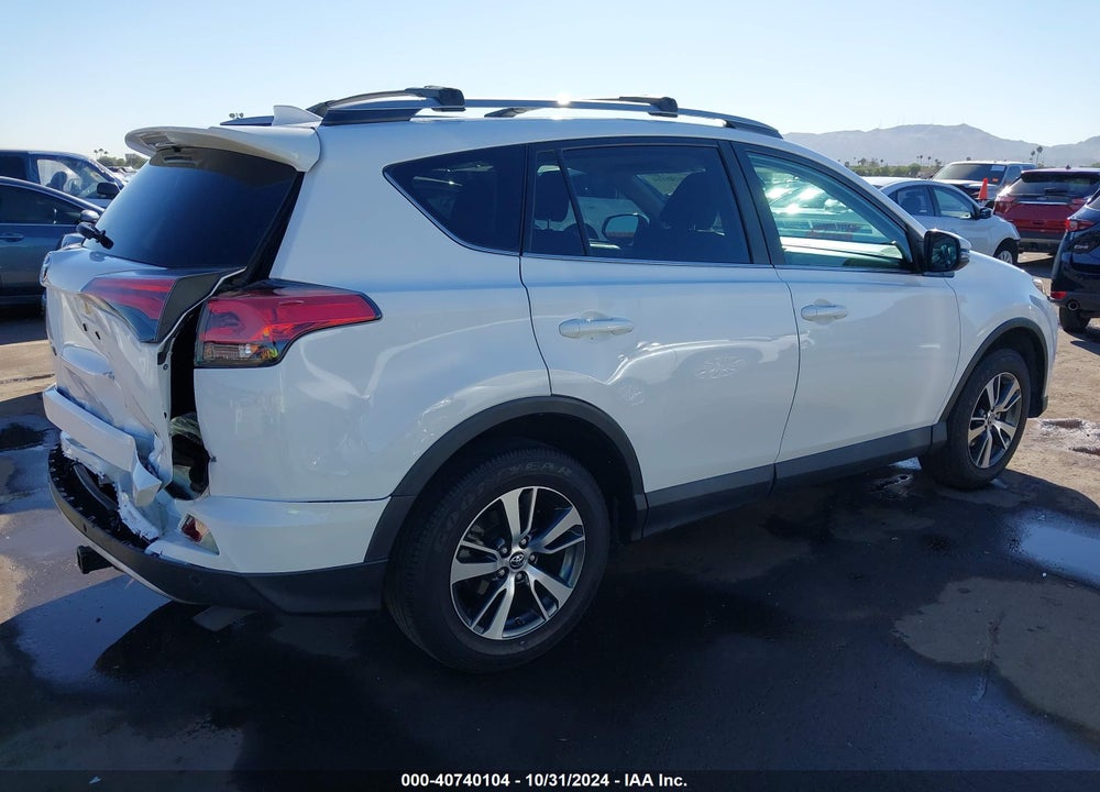 2017 TOYOTA RAV4 XLE VIN: 2T3WFREV6HW343680
