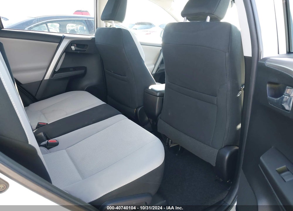 2017 TOYOTA RAV4 XLE VIN: 2T3WFREV6HW343680