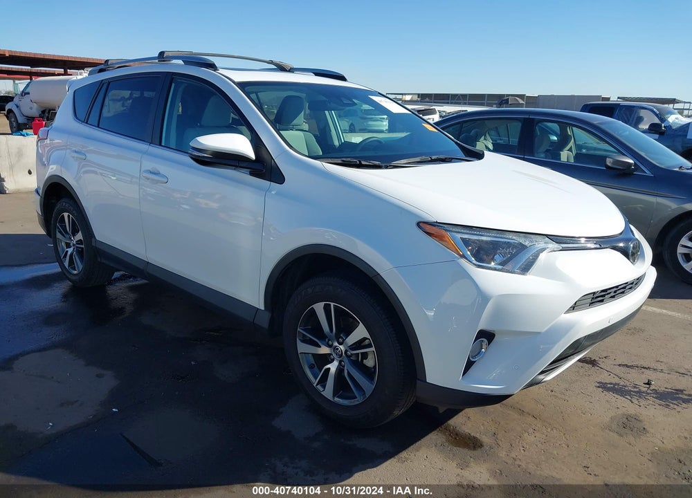 2017 TOYOTA RAV4 XLE VIN: 2T3WFREV6HW343680