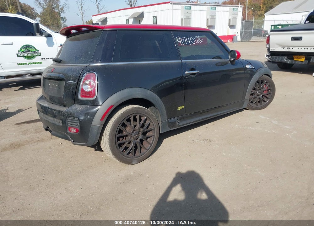 2012 MINI JOHN COOPER WORKS VIN: WMWSV9C50CT199668
