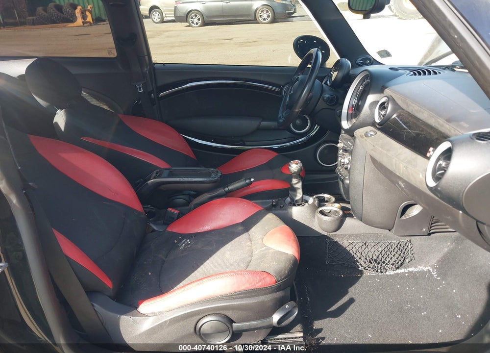 2012 MINI JOHN COOPER WORKS VIN: WMWSV9C50CT199668
