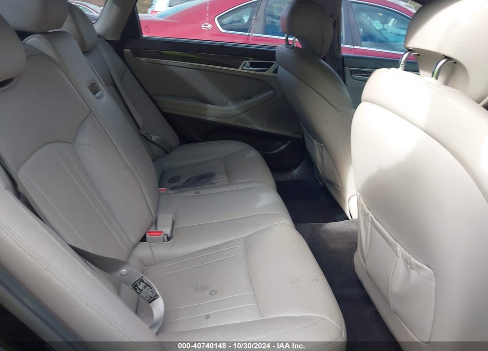 2016 HYUNDAI GENESIS 3.8 VIN: KMHGN4JE0GU119702