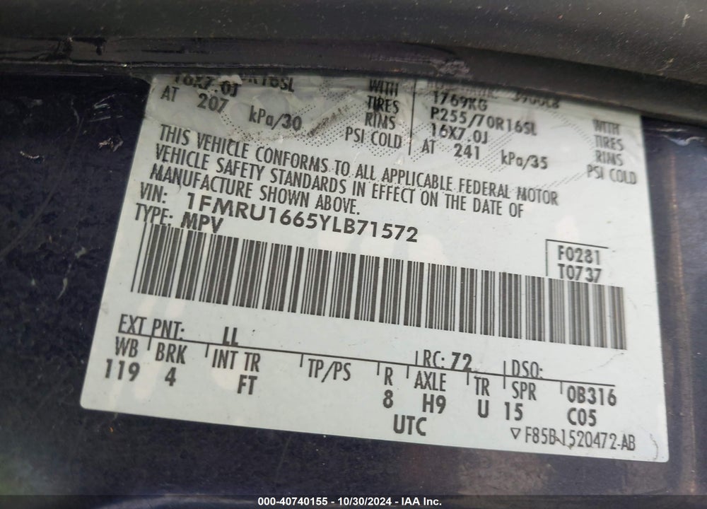 2000 FORD EXPEDITION XLT VIN: 1FMRU1665YLB71572