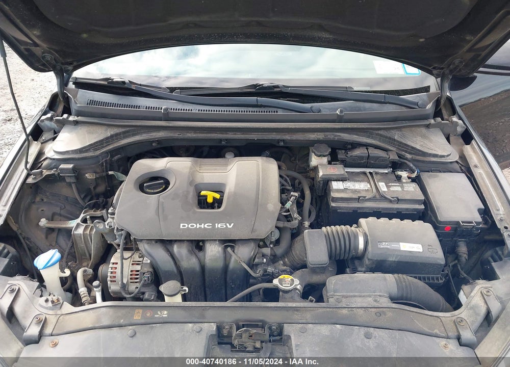 2018 HYUNDAI ELANTRA VIN: 5NPD84LF9JH286307