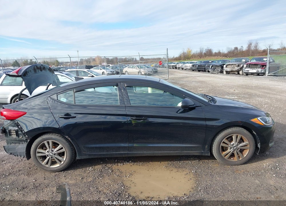 2018 HYUNDAI ELANTRA VIN: 5NPD84LF9JH286307