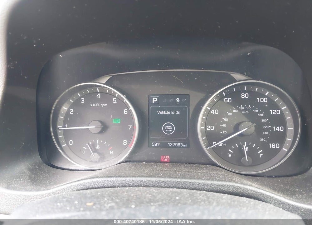 2018 HYUNDAI ELANTRA VIN: 5NPD84LF9JH286307