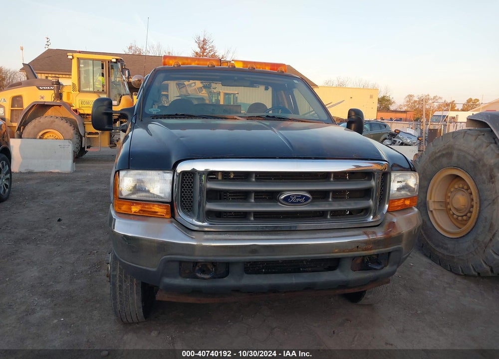 2001 FORD SUPER DUTY F-550 XL/XLT VIN: 1FDAF56F51EC47039
