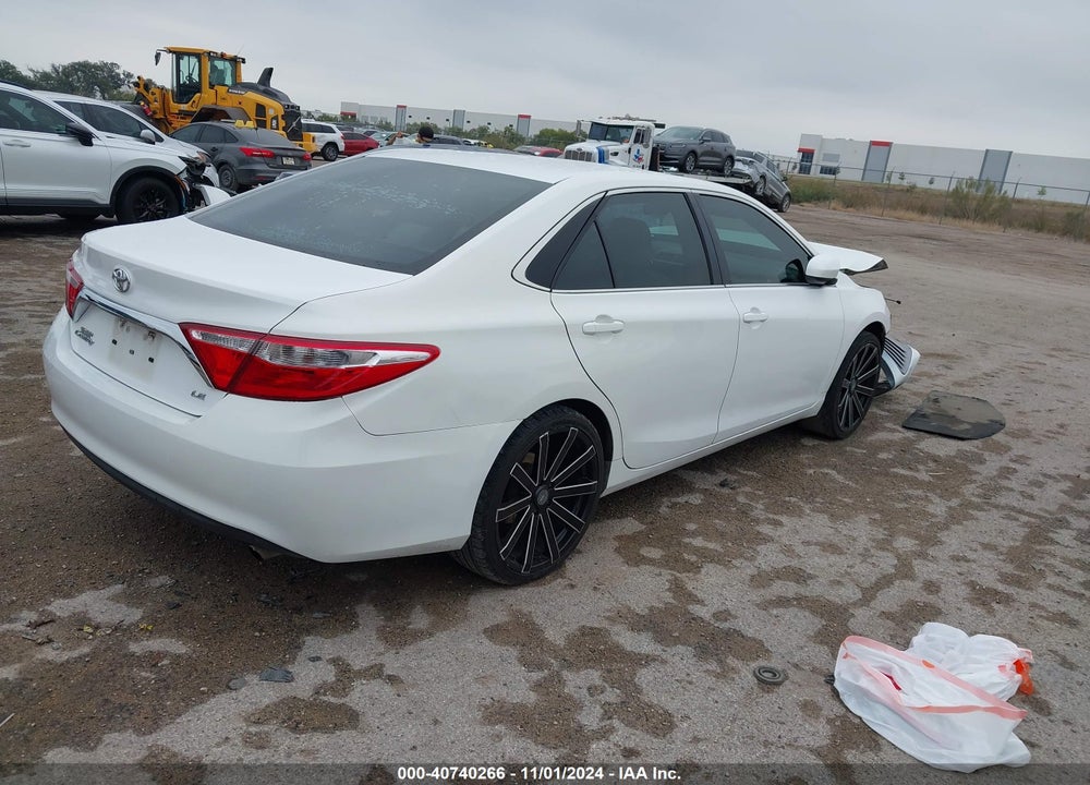 2017 TOYOTA CAMRY LE VIN: 4T1BF1FK4HU746358