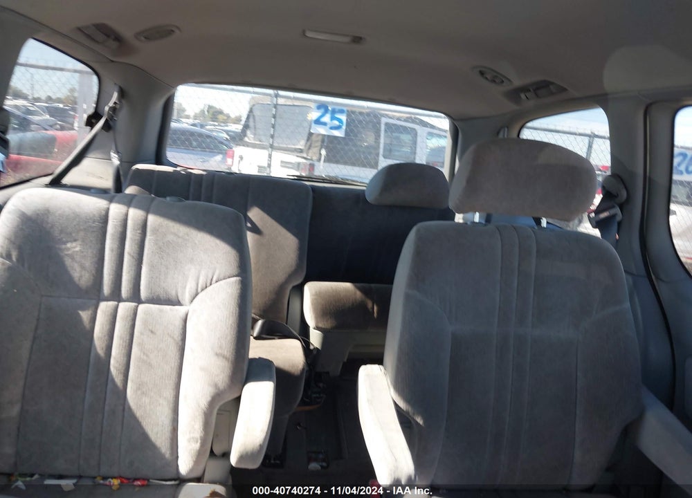 2000 TOYOTA SIENNA LE VIN: 4T3ZF13C3YU290601