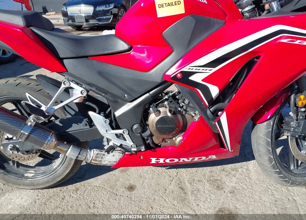 2021 HONDA CBR300 R VIN: MLHNC5106M5700460