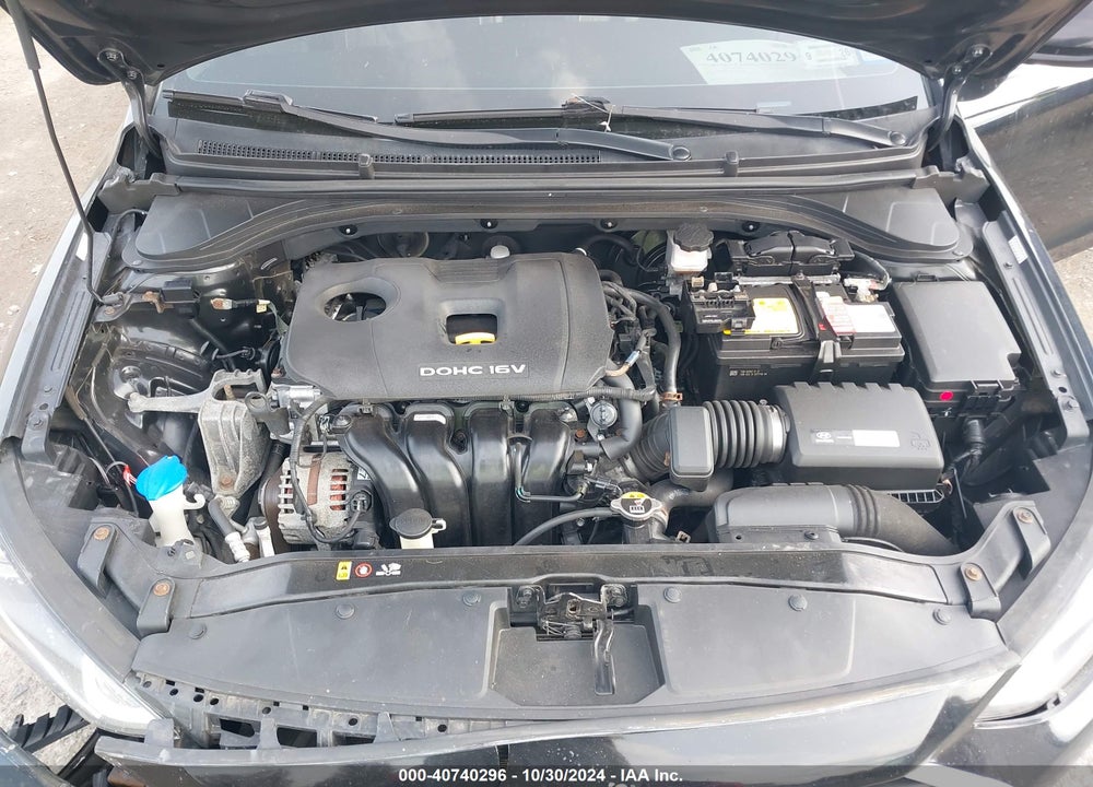 2017 HYUNDAI ELANTRA SE VIN: KMHD84LFXHU065701