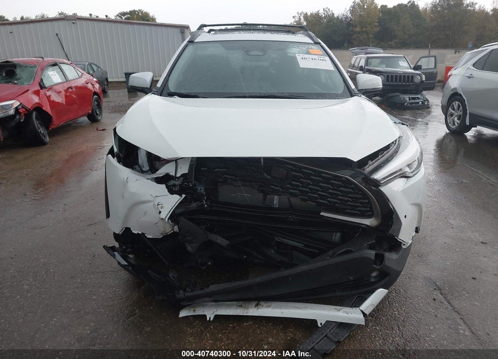 2024 TOYOTA COROLLA CROSS XLE VIN: 7MUDAAAG3RV109780