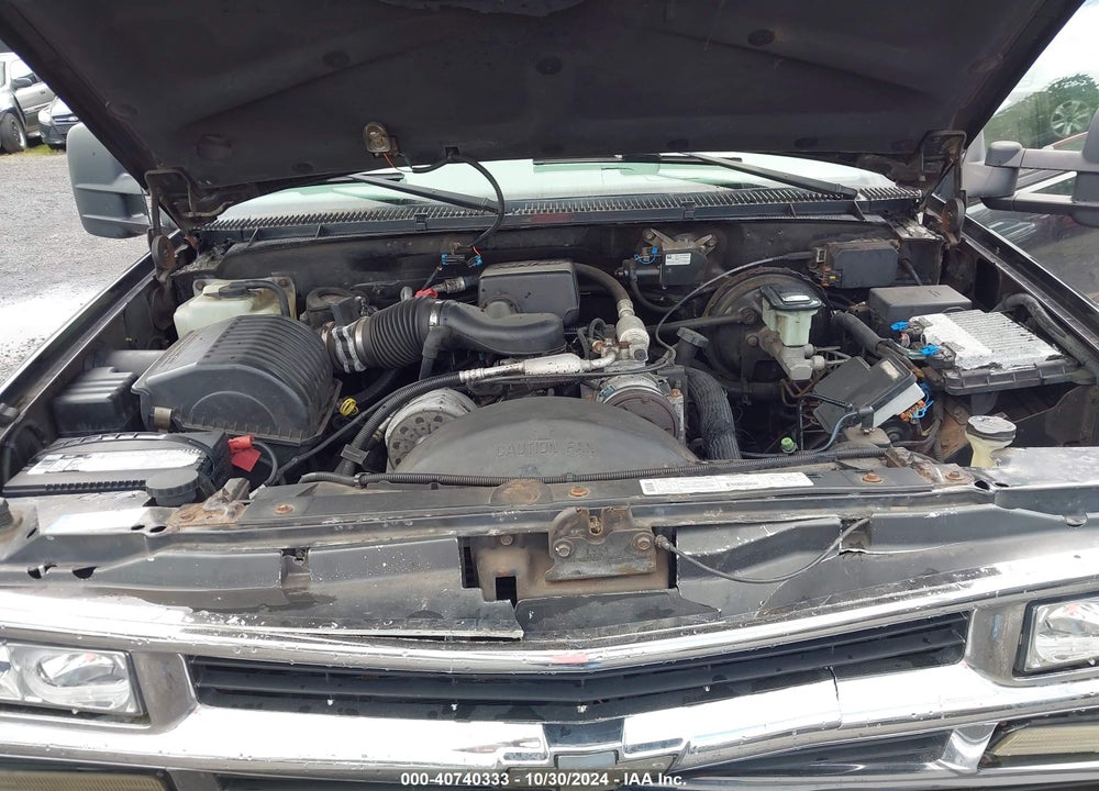 1999 CHEVROLET SUBURBAN 1500 LT VIN: 3GNEC16R0XG242289