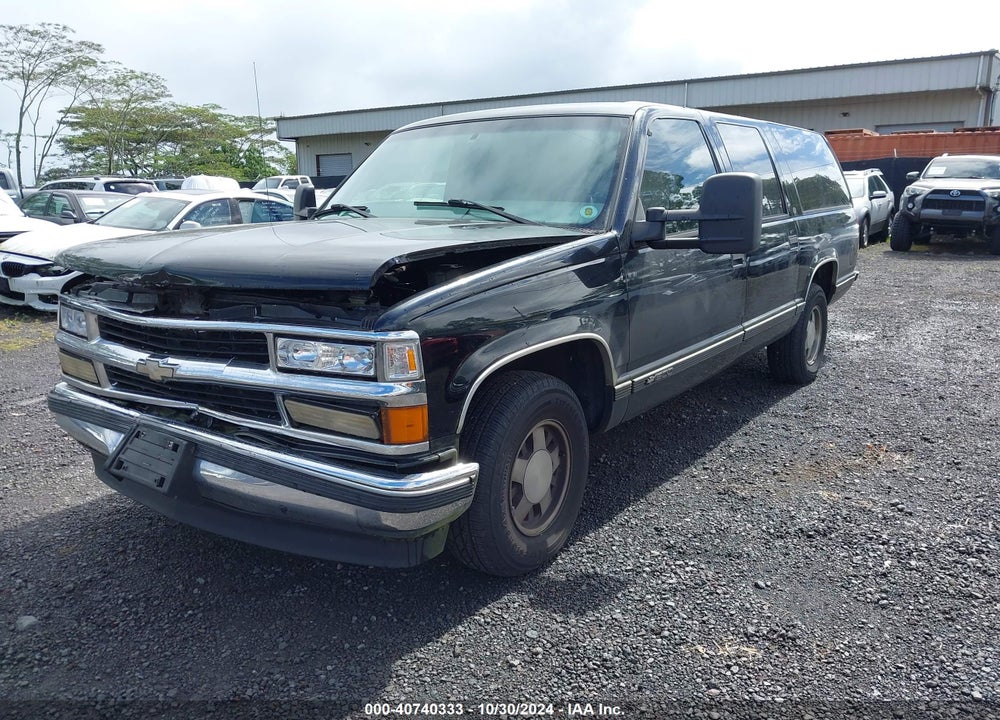 1999 CHEVROLET SUBURBAN 1500 LT VIN: 3GNEC16R0XG242289