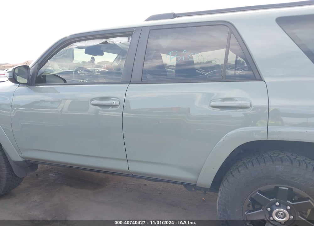 2022 TOYOTA 4RUNNER TRAIL SPECIAL EDITION VIN: JTETU5JR3N6045137
