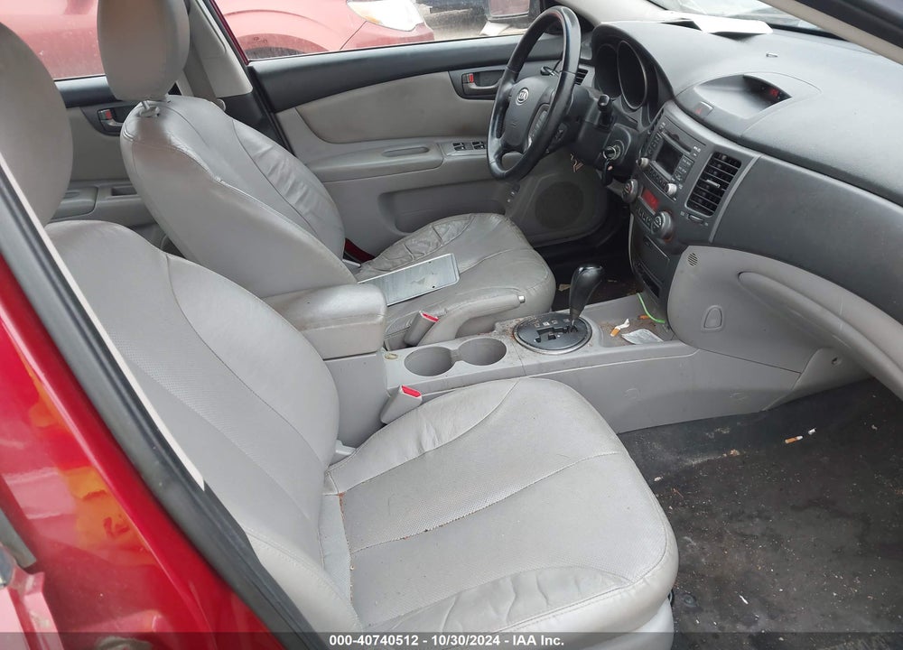 2009 KIA OPTIMA VIN: KNAGE228795295092