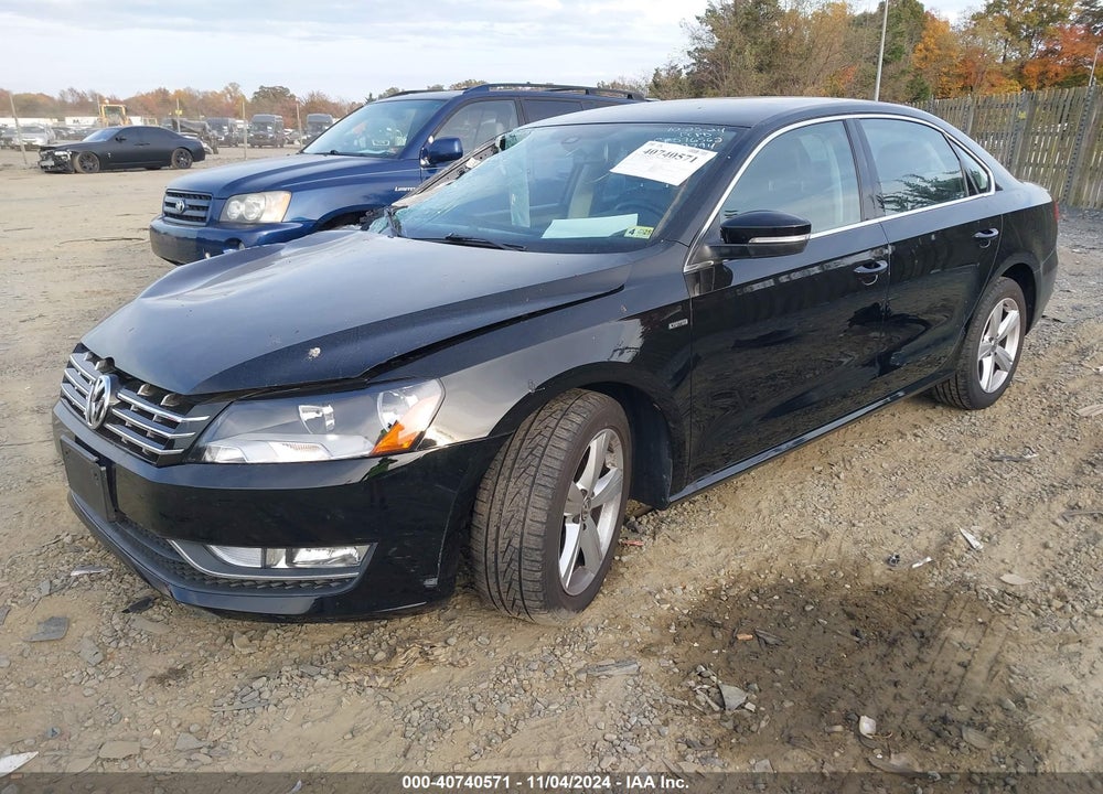 2015 VOLKSWAGEN PASSAT S VIN: 1VWAS7A37FC122794