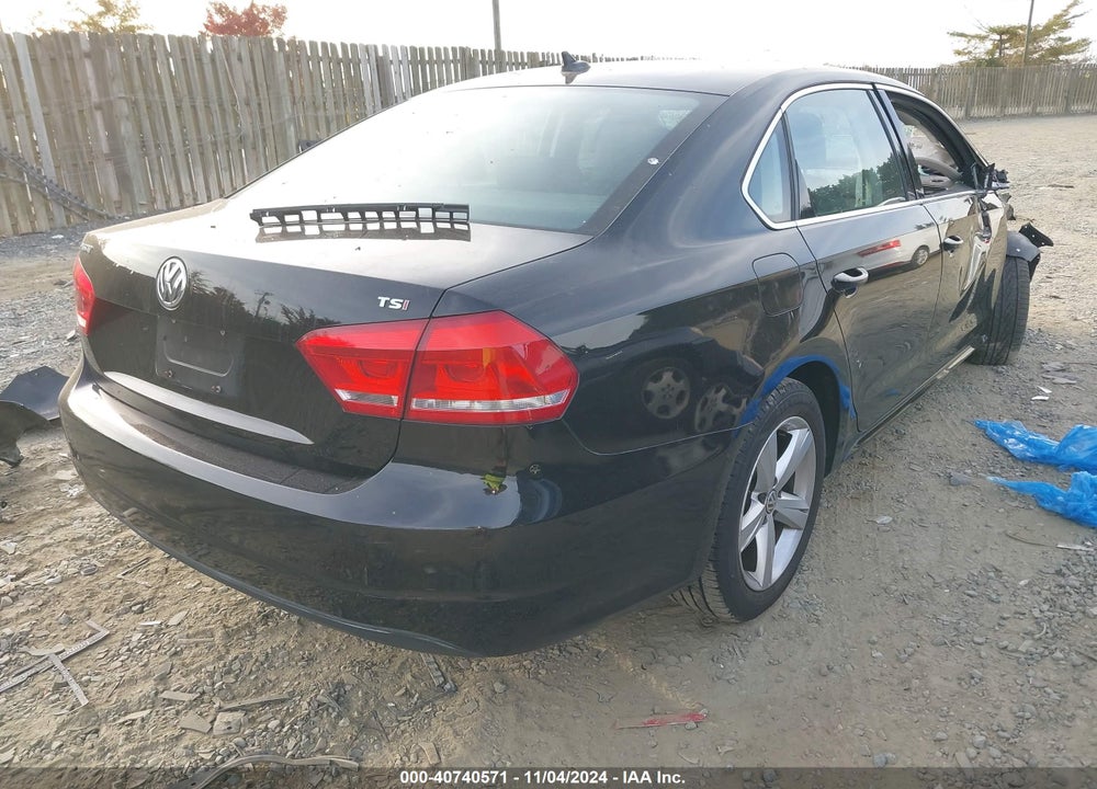 2015 VOLKSWAGEN PASSAT S VIN: 1VWAS7A37FC122794