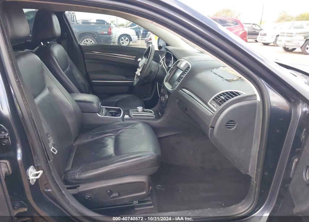 2016 CHRYSLER 300 LIMITED VIN: 2C3CCAAG7GH252330