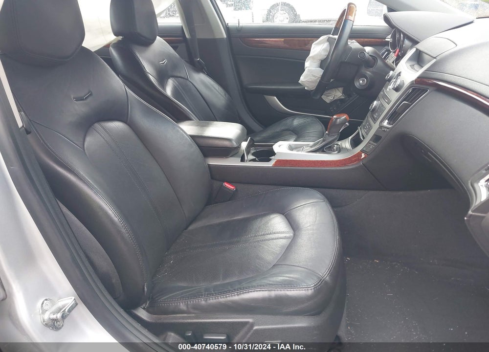 2011 CADILLAC CTS LUXURY VIN: 1G6DE5EY0B0107327