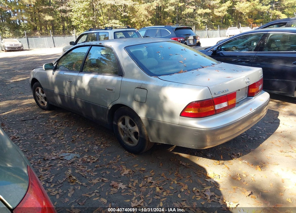 1999 LEXUS ES 300 VIN: JT8BF28G3X0213263