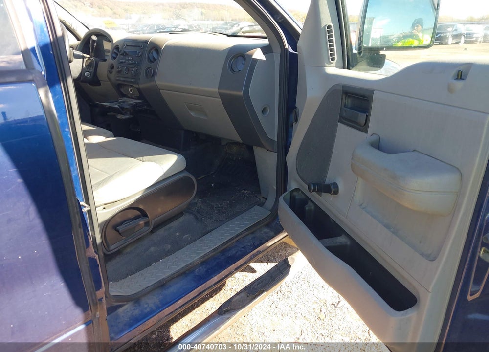 2007 FORD F-150 STX/XLT VIN: 1FTRF02227KC34207