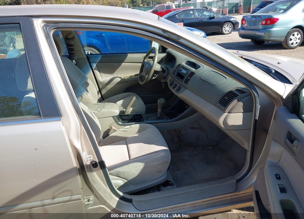 2002 TOYOTA CAMRY LE VIN: 4T1BE32K82U027948