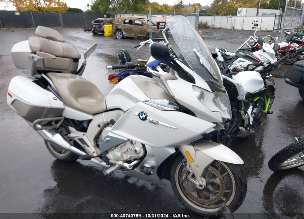 2014 BMW K1600 GTL VIN: WB1061305EZZ27818