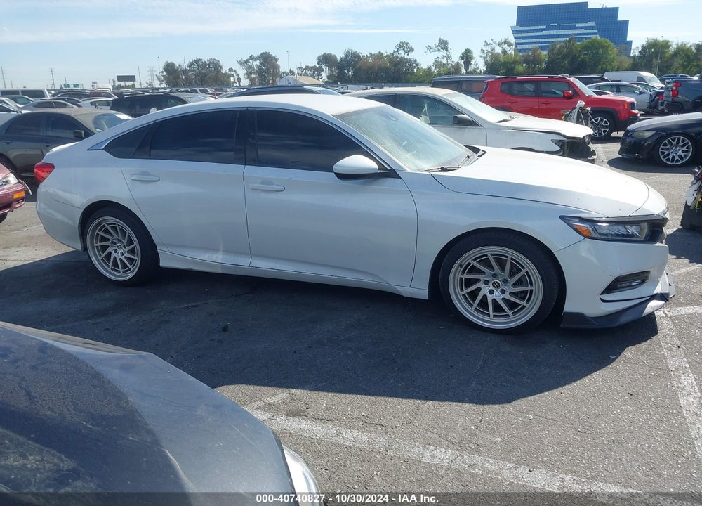 2019 HONDA ACCORD VIN: 1HGCV1F33KA145652