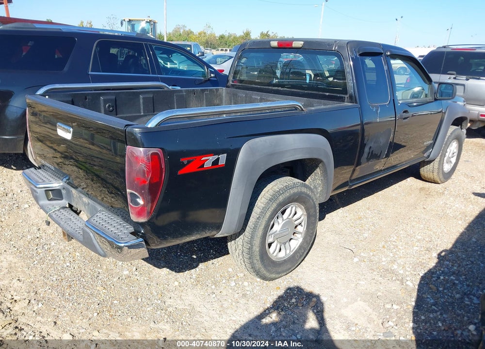 2005 CHEVROLET COLORADO VIN: 1GCDS196158218112