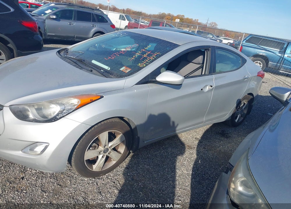 2013 HYUNDAI ELANTRA GLS VIN: KMHDH4AE7DU921931