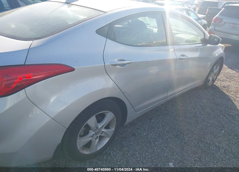 2013 HYUNDAI ELANTRA GLS VIN: KMHDH4AE7DU921931