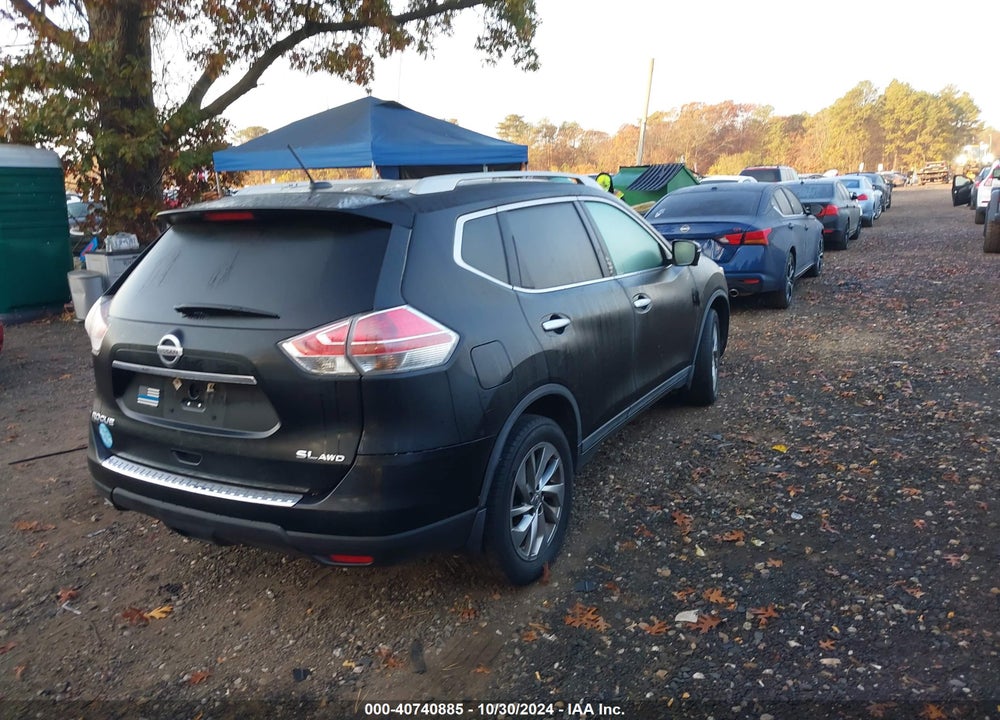 2015 NISSAN ROGUE SL VIN: 5N1AT2MV8FC887945