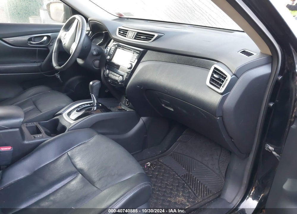 2015 NISSAN ROGUE SL VIN: 5N1AT2MV8FC887945