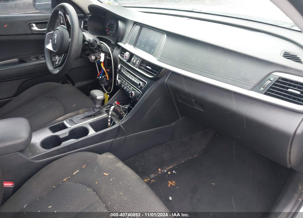 2019 KIA OPTIMA LX VIN: 5XXGT4L35KG296248