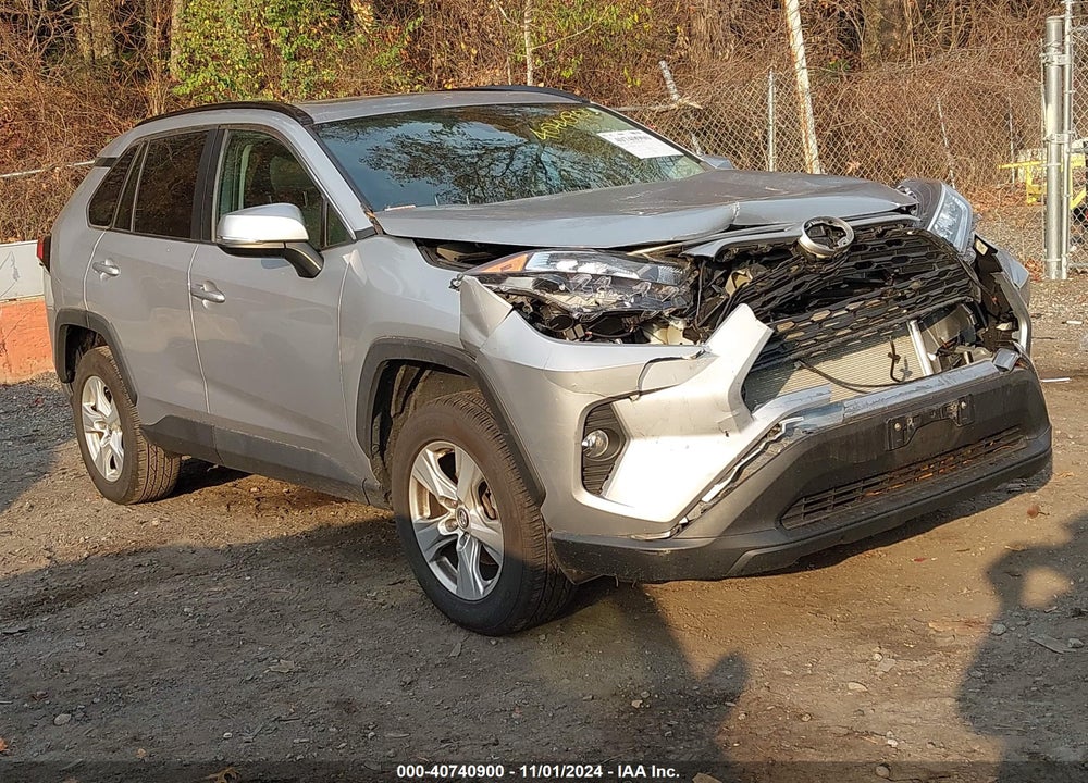 2020 TOYOTA RAV4 XLE VIN: 2T3P1RFV9LW084662