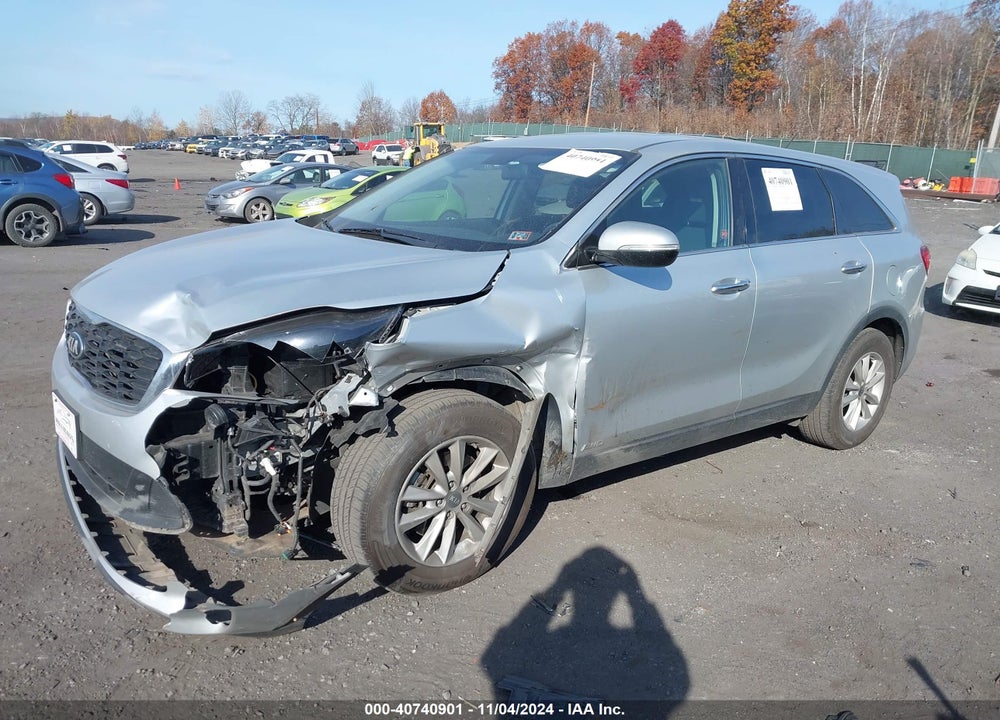 2019 KIA SORENTO 3.3L LX VIN: 5XYPGDA58KG445630